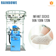 La última máquina de tejer calcetín llano automático de la certificación del ce y de la computadora china para la producción de calcetines